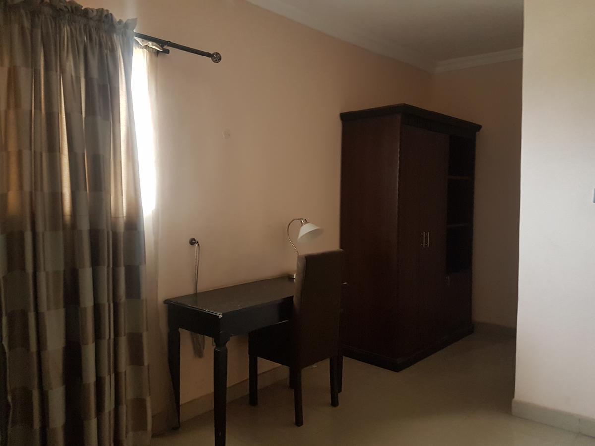 Grand Bank Link Hotel Otta Экстерьер фото