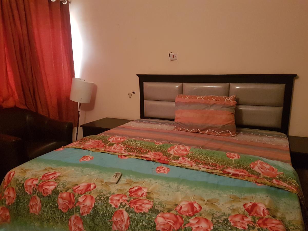 Grand Bank Link Hotel Otta Экстерьер фото